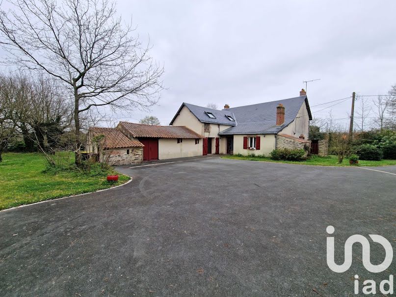 Vente maison 9 pièces 217 m² à Saint-Julien-des-Landes (85150), 391 000 €