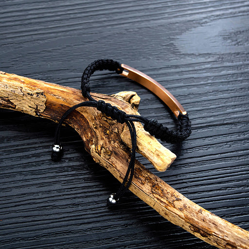Title 5, Bracelet tressé en acier en titane