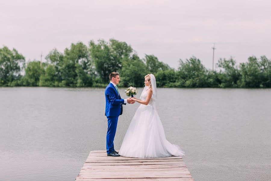 Wedding photographer Kseniya Romanova (romanova). Photo of 18 July 2017