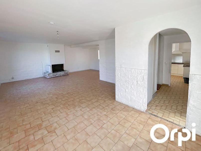 Vente maison 5 pièces 119.5 m² à Bollene (84500), 237 000 €