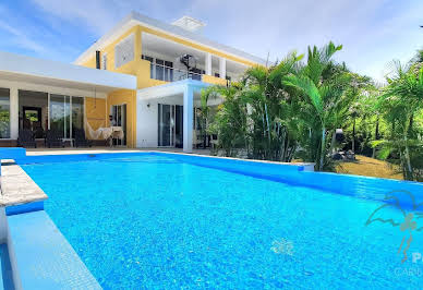 Villa with pool 5