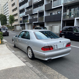 Eクラス E320