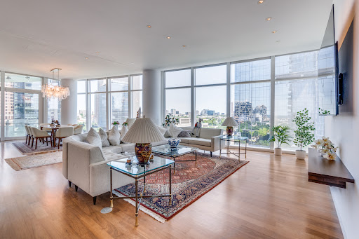 Appartement avec terrasse et piscine 3