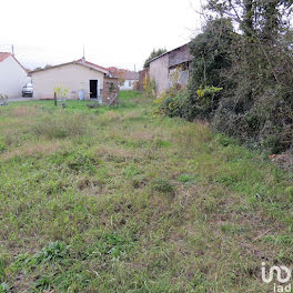 terrain à Parthenay (79)