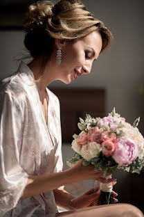 Fotógrafo de casamento Maksim Lobikov (maximlobikov). Foto de 17 de julho 2018