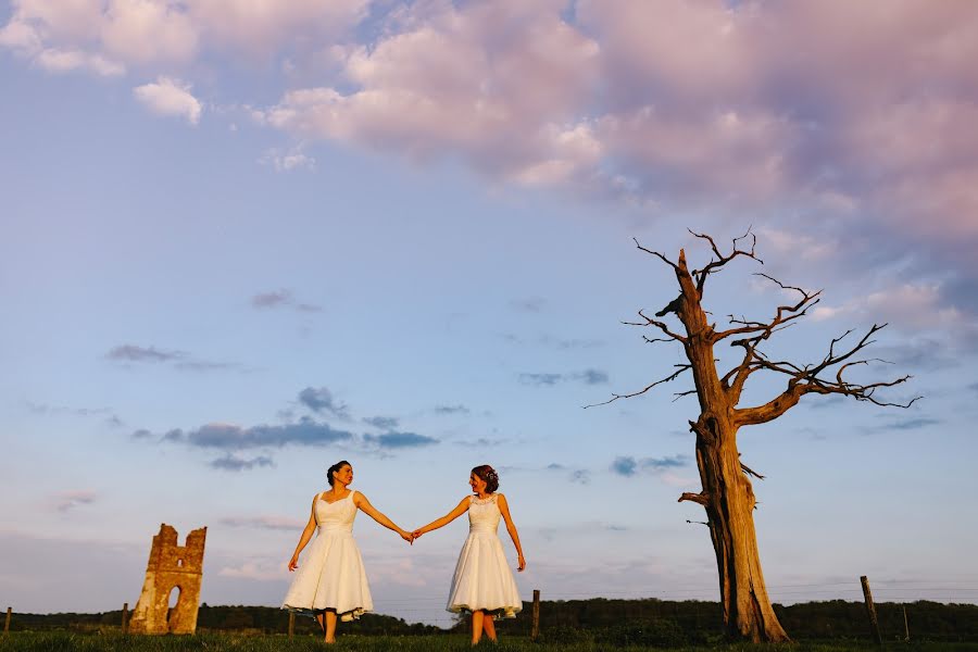 Fotografo di matrimoni Andy Davison (andydavison). Foto del 15 maggio 2017