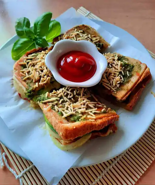 Mumbai Masala Sandwich