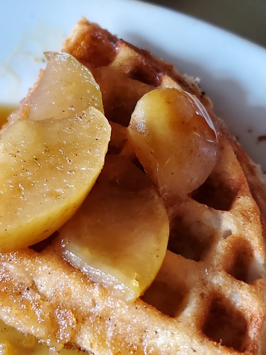 Rice flour waffle, apple compote & housemade syrup