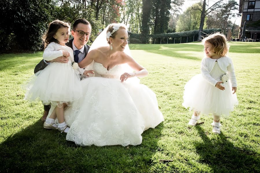 Fotógrafo de casamento Shirley Born (sjurliefotograf). Foto de 15 de maio 2017