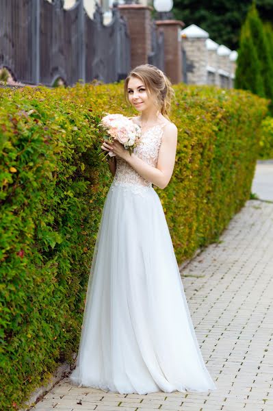 Fotógrafo de casamento Maksim Gulyaev (maxgulyaev76). Foto de 18 de outubro 2018