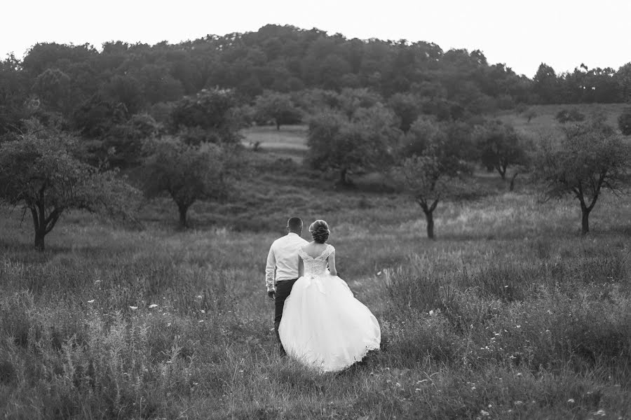 Fotógrafo de casamento Ion Ciucu (ciucu). Foto de 12 de fevereiro 2018