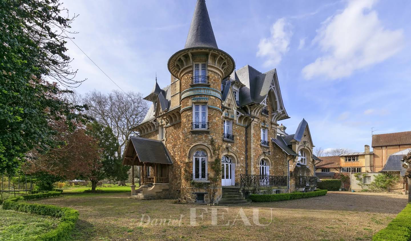 House with pool Triel-sur-Seine