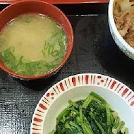 すき家SUKIYA日本平價牛丼(公館店)