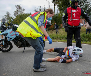 Deceuninck-Quick.Step geeft update na operatie Alaphilippe: "Toen ik op de grond lag, dacht ik het ergste"