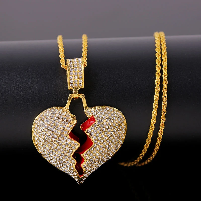 Grote ketting met een kapot hart hanger, een uniek sieraad voor het uiten van emoties en gevoelens, ideaal om cadeau te geven.