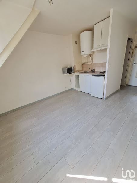 Vente appartement 1 pièce 16 m² à Gretz-Armainvilliers (77220), 90 000 €