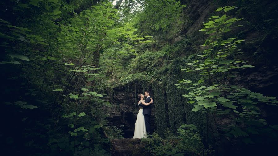 Kāzu fotogrāfs Laure Brioschi (brioschi). Fotogrāfija: 15. maijs 2018