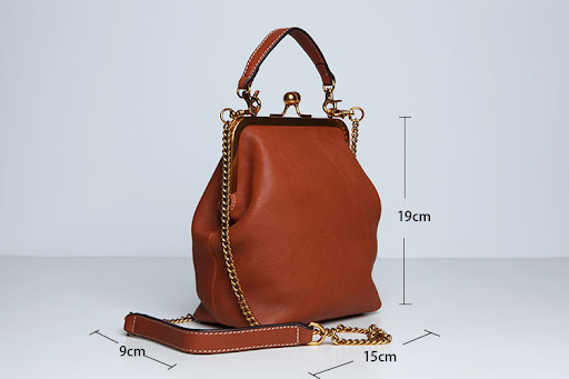 Title 1, Spring and Summer New Retro Womens Handbag. A ...