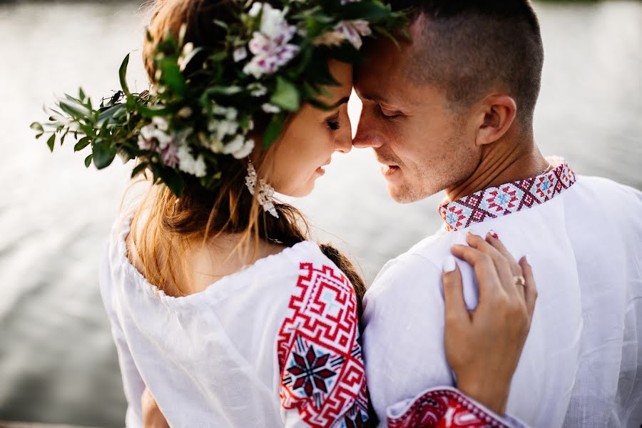Bryllupsfotograf Zhenya Ermakov (evgenyermakov). Foto fra december 18 2019