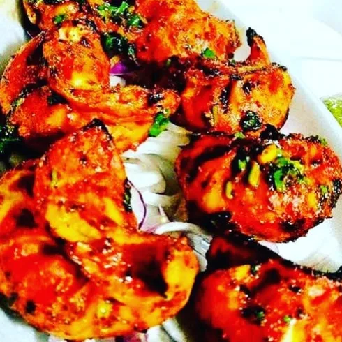 Tandoori Paneer Momos (4 Pcs) [DOTD]