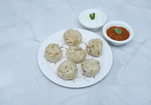 Soya Momos (6 Pcs)