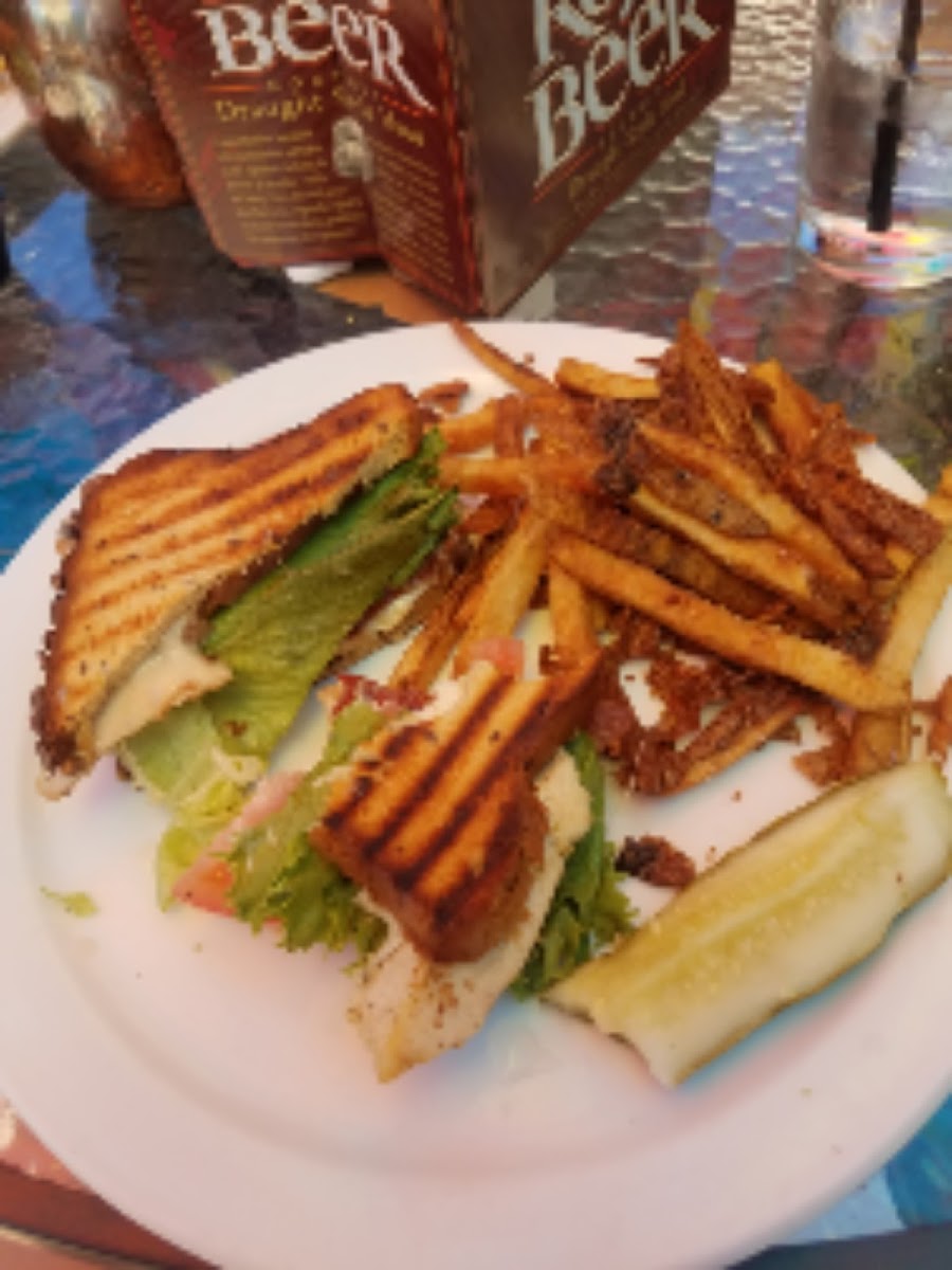 Gluten free chicken club