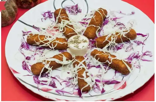 Chicken Fingers With Cheesy Dip