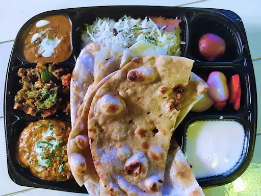 Deluxe Thali