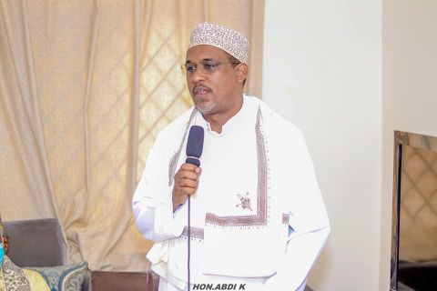 Former Balambala MP Abdikadir Aden speaking at a recent function in Garissa.