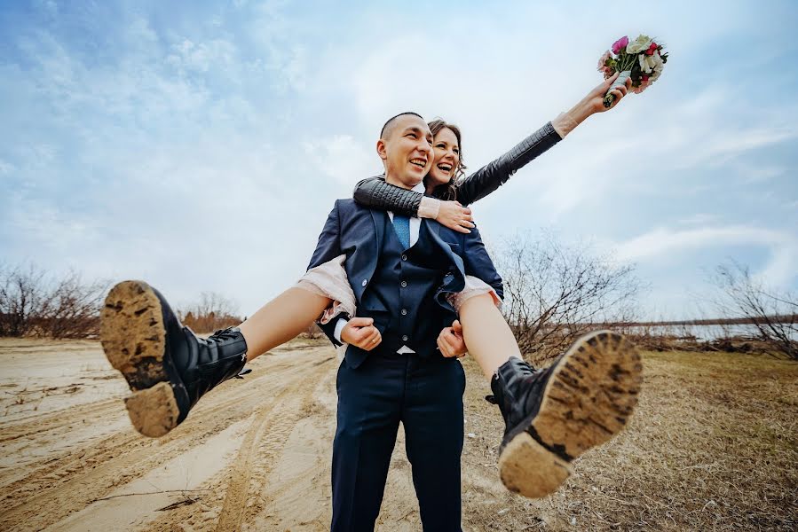 Wedding photographer Olga Nikolaeva (avrelkina). Photo of 11 May 2020