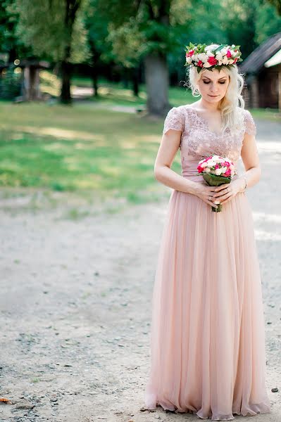 Fotógrafo de bodas Elena Ovchinnikova (ulybka). Foto del 8 de febrero 2016