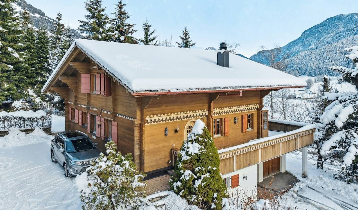 House with garden and terrace Rougemont