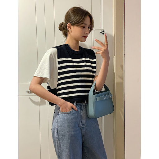 Title 5, Womens Striped Knit Vest Cropped Top