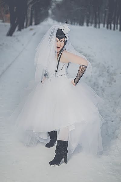 Fotógrafo de casamento Semen Svetlyy (semsvetliy). Foto de 19 de janeiro 2014