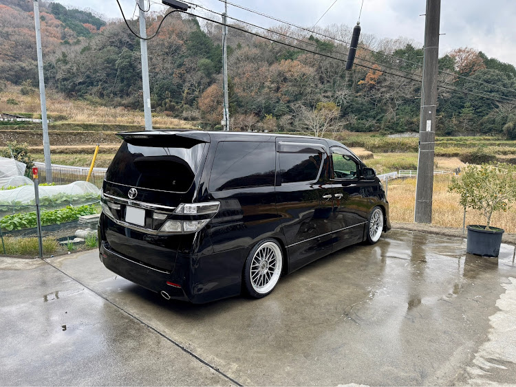 ヴェルファイアの岡山・20アルファード・20ヴェルファイア・後期・洗車に関するカスタム事例の投稿画像2枚目