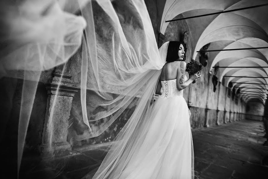 Wedding photographer Paolo Orsolini (prophotoitaly). Photo of 21 February 2022