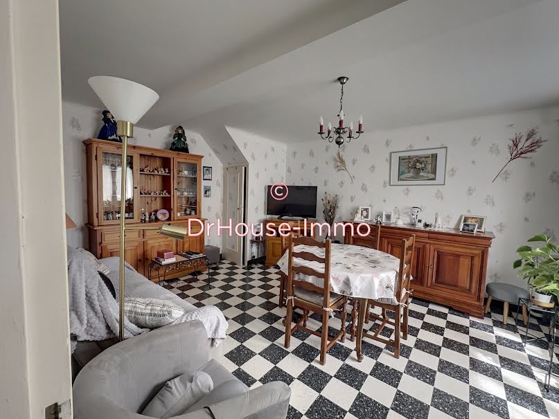 Vente maison 4 pièces 74 m² à Saint-Cosme-en-Vairais (72110), 86 500 €