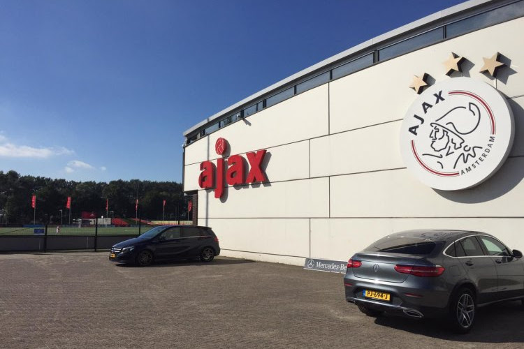 Découvrez le centre d'entraînement de l'Ajax d'Amsterdam (PHOTOS)