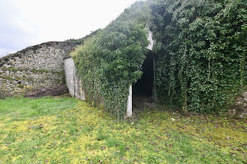 parking à L'Isle-sur-Serein (89)