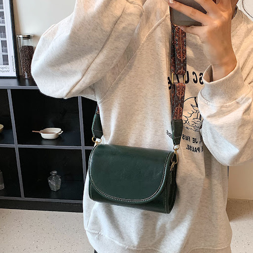 Title 5, Retro Fashion Shoulder Bag For Women Stylish an...