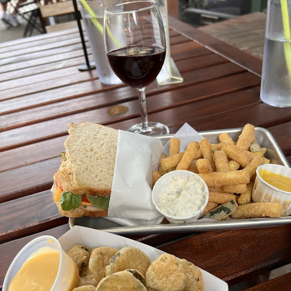 Turkey pesto sandwhich, zucchini fries, and fried pickles!