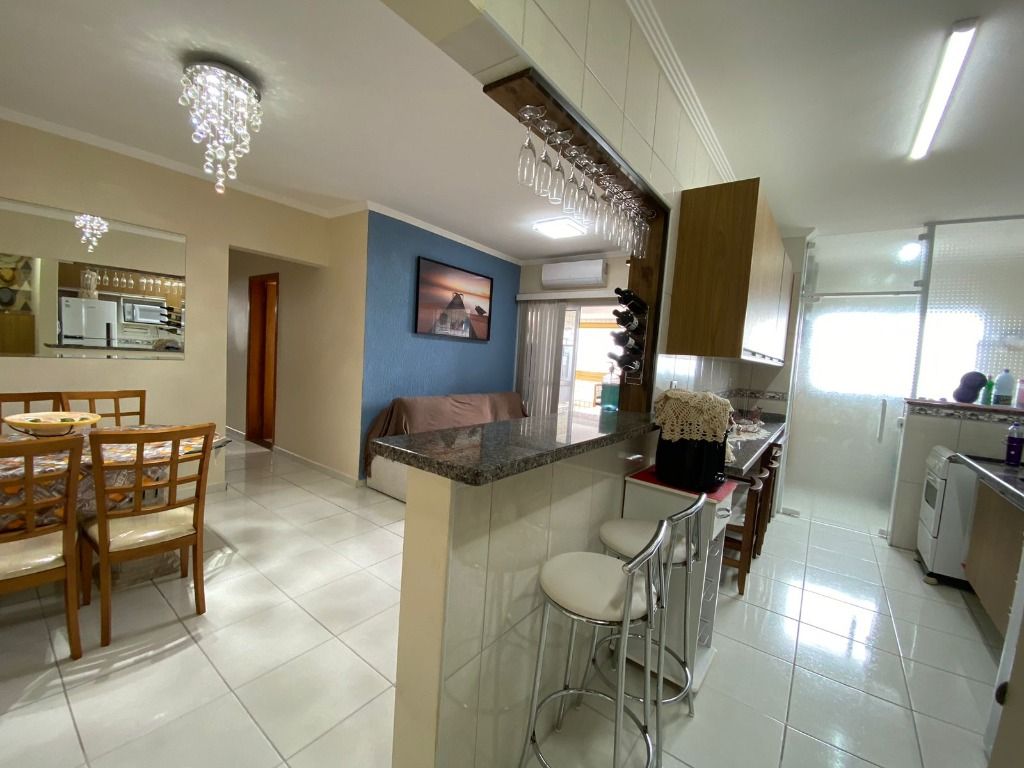 Apartamentos à venda Vila Caiçara