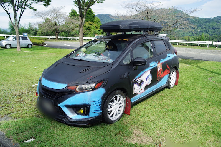 フィットの愛車撮影・津久井湖観光センター駐車場に関するカスタム事例の投稿画像2枚目