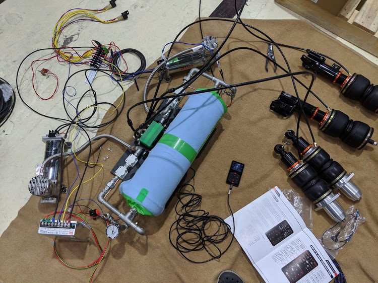 ストリームのストリームRN6・RSZ・エアサス・ＤＩＹ作業に関するカスタム事例の投稿画像2枚目