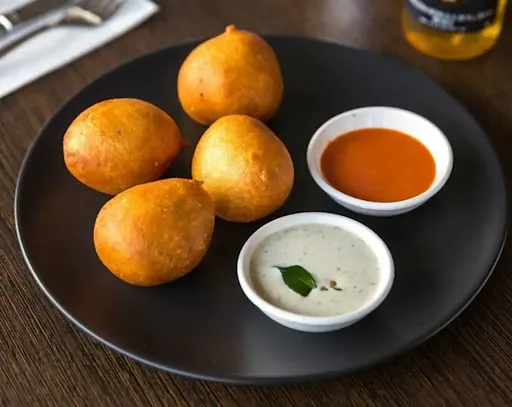 Pune Style Mysore Bonda [8 Pieces]