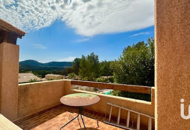 House with pool and terrace 17