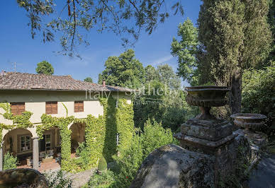 Villa with garden and terrace 5