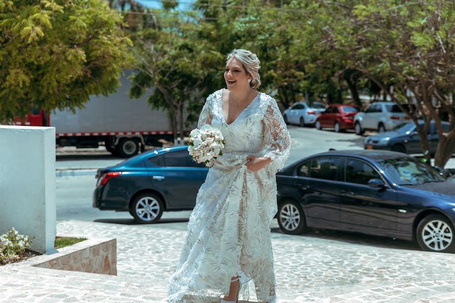 Wedding photographer Efrain Alberto Candanoza Galeano (efrainalbertoc). Photo of 15 May 2019