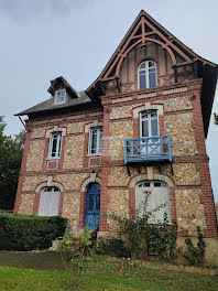 maison à Beaumont-le-Roger (27)