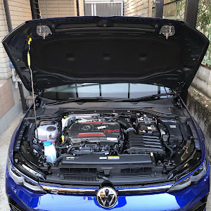 ゴルフ R